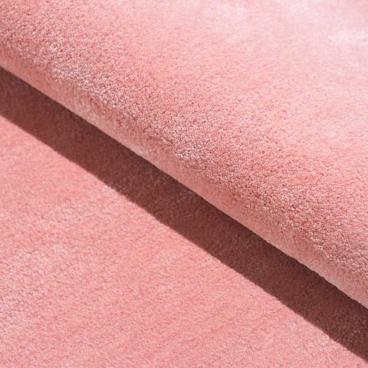 Pink Cloud Puff Rug – hand-tufted pink cloud-shaped rug by Ohana