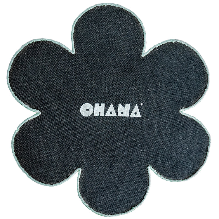 Blue Blossom Rug Wool – hand-tufted blue flower-shaped rug by Ohana