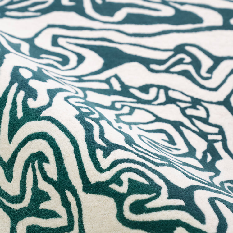 Amoeba Rug – hand-tufted multicolour shaped rug by Ohana