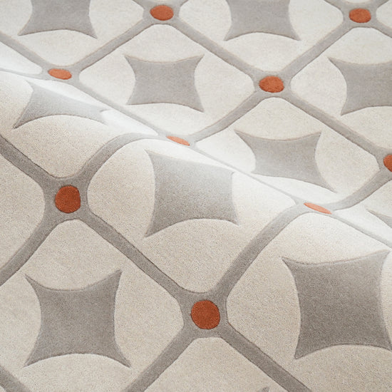 Round Dots Beige Rug – hand-tufted beige rectangular rug by Ohana