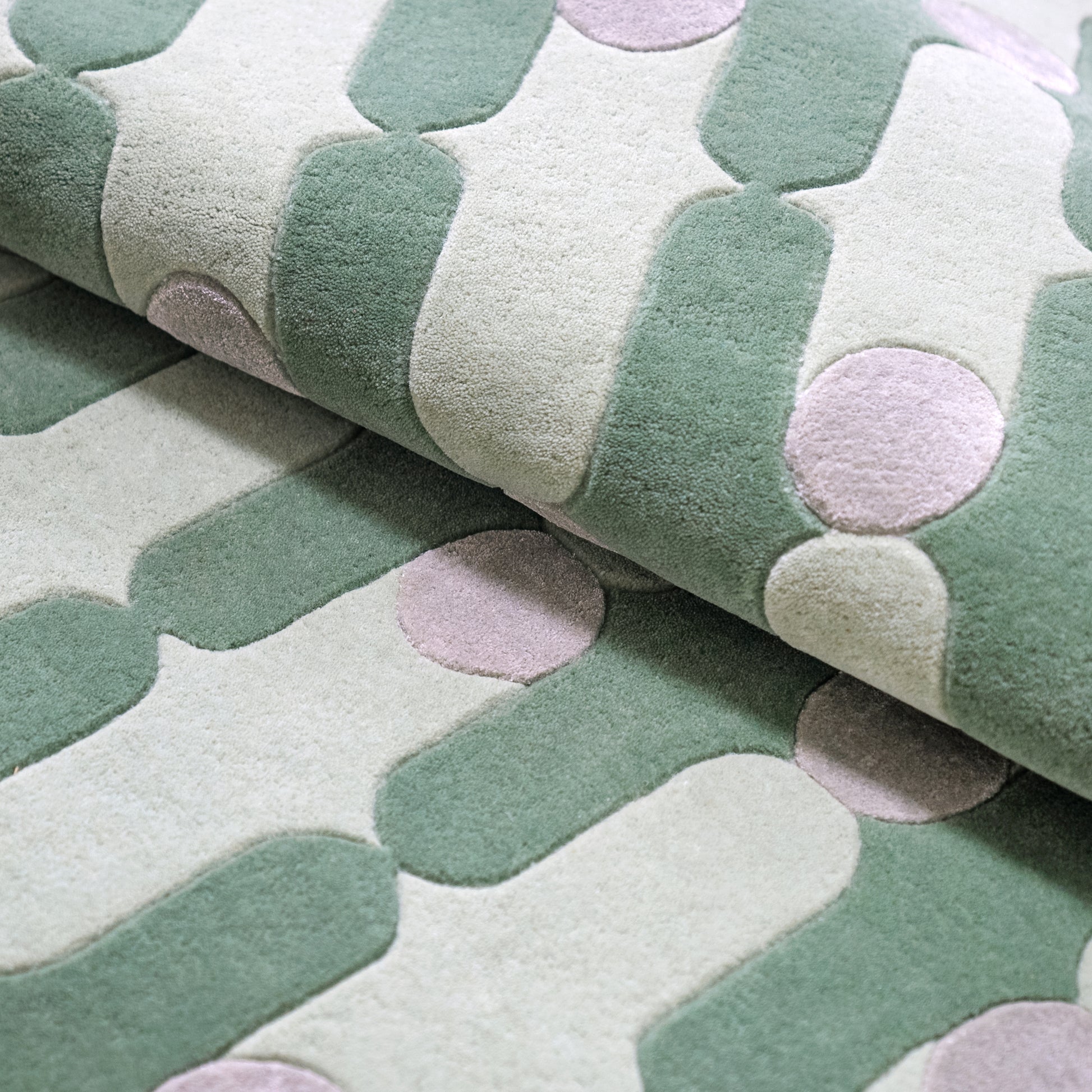 Wave Dots Green Rug – hand-tufted green rectangular rug by Ohana