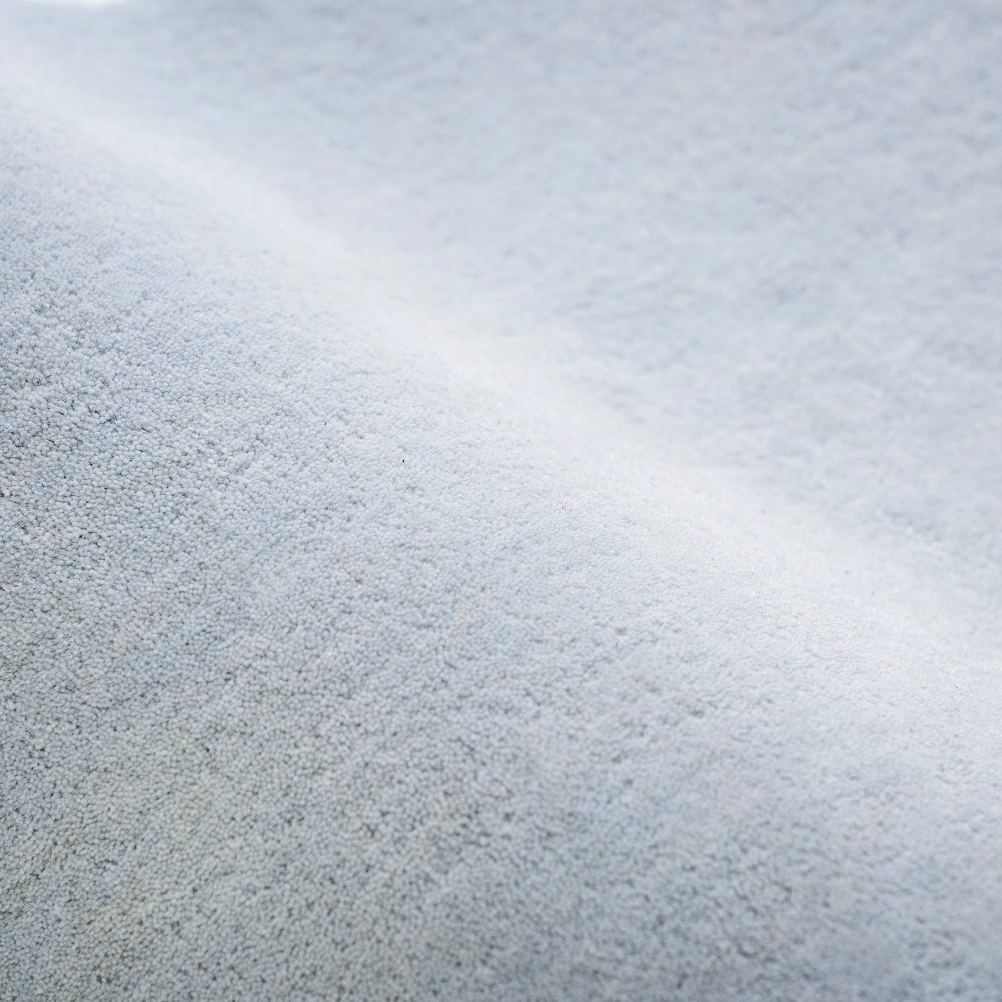 Blue Cloud Puff Rug – hand-tufted blue cloud-shaped rug by Ohana