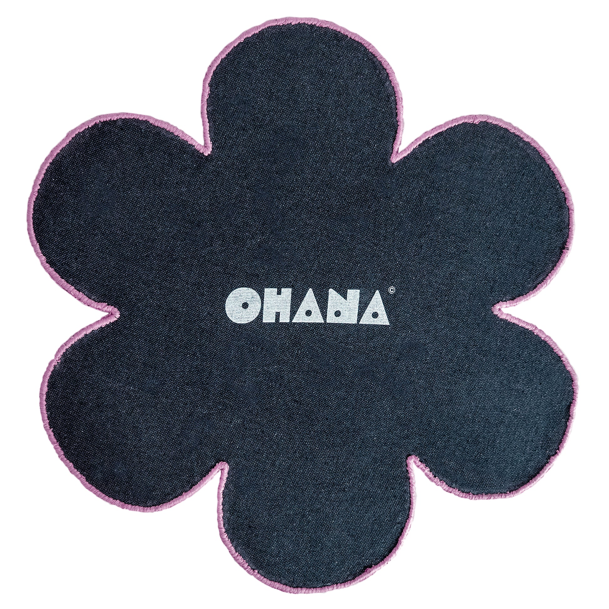 Pink Blossom Rug Wool – hand-tufted pink flower-shaped rug by Ohana