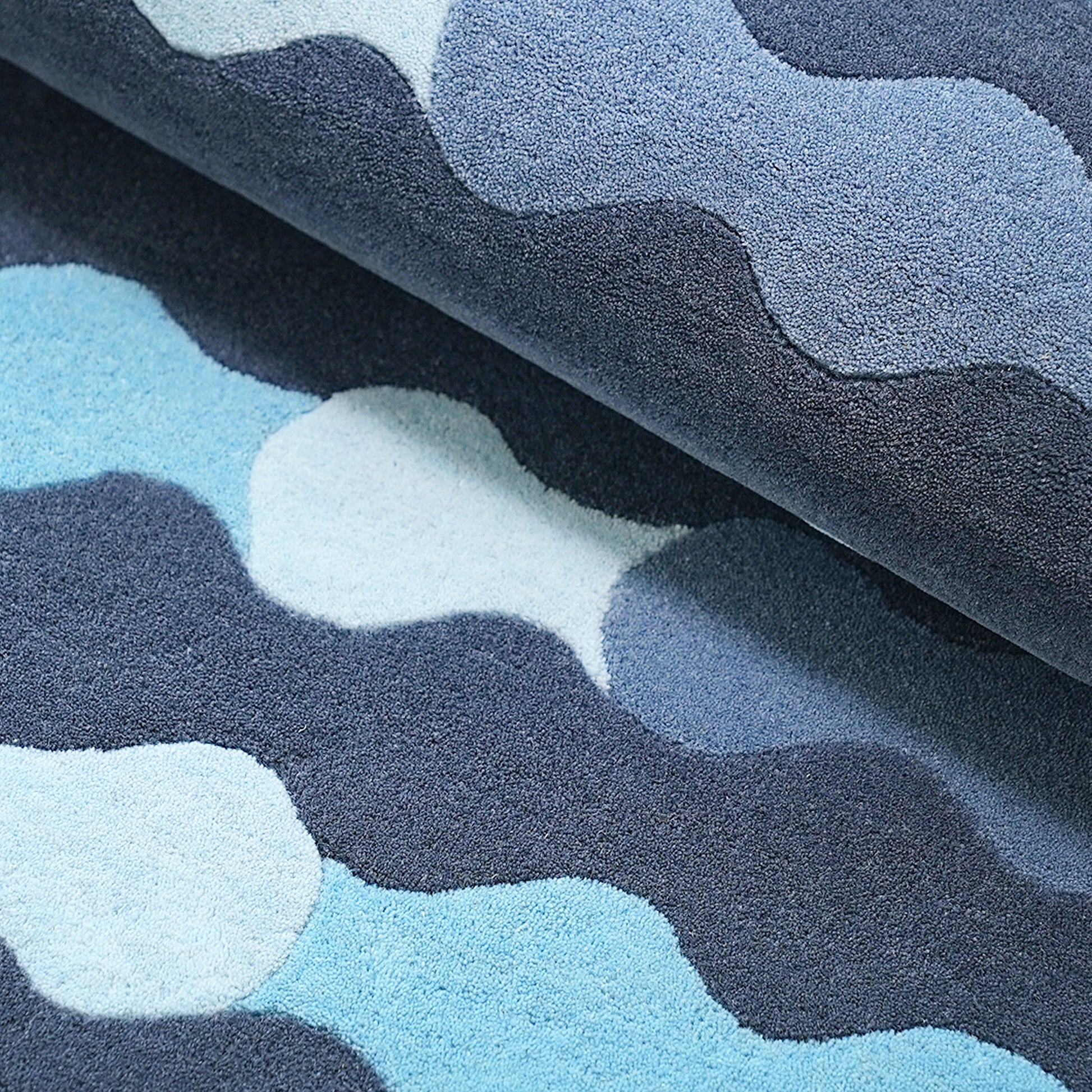 Merging Circles Blue Rug – hand-tufted blue rectangular rug by Ohana