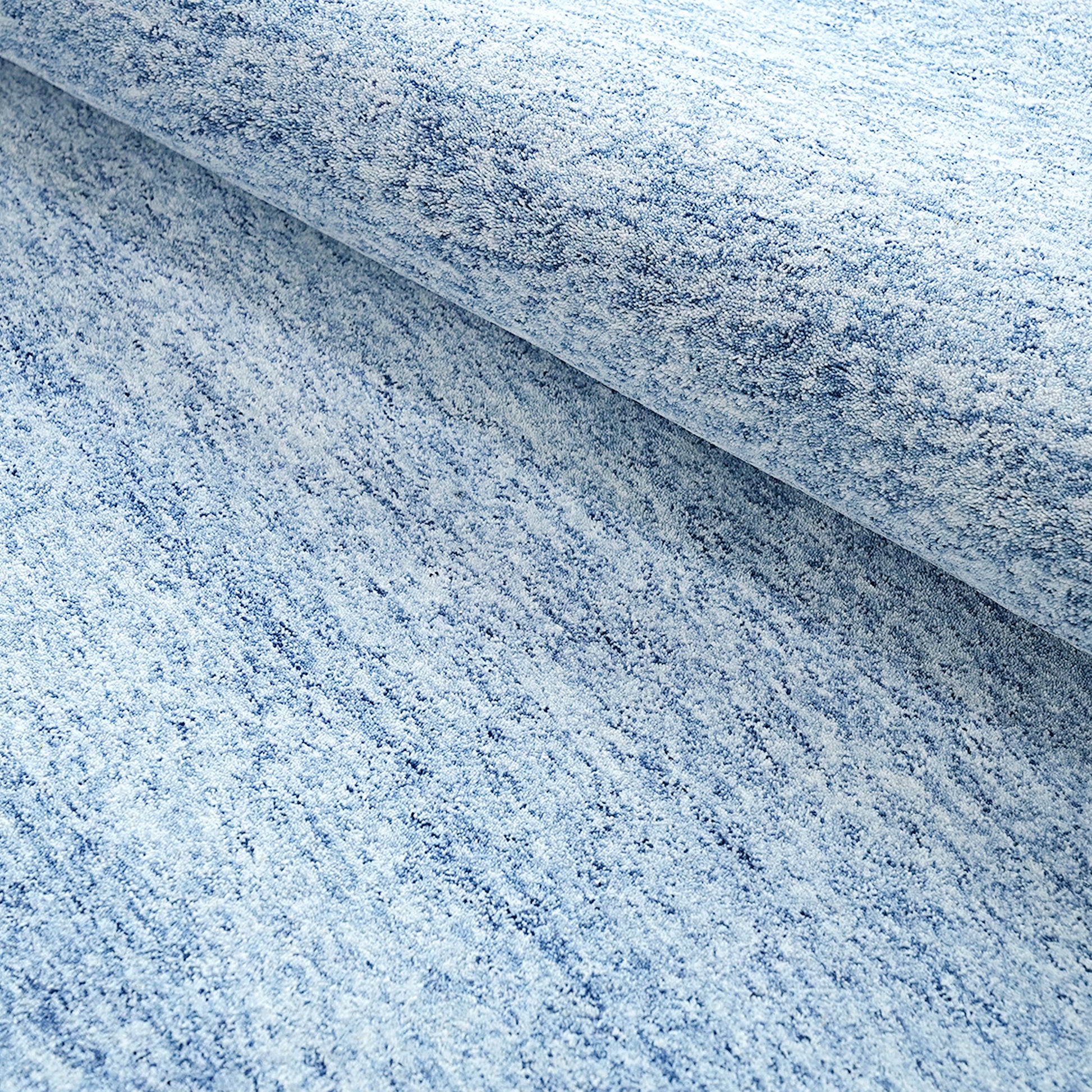 Tie Dye Blue Rug – hand-tufted blue rectangular rug by Ohana