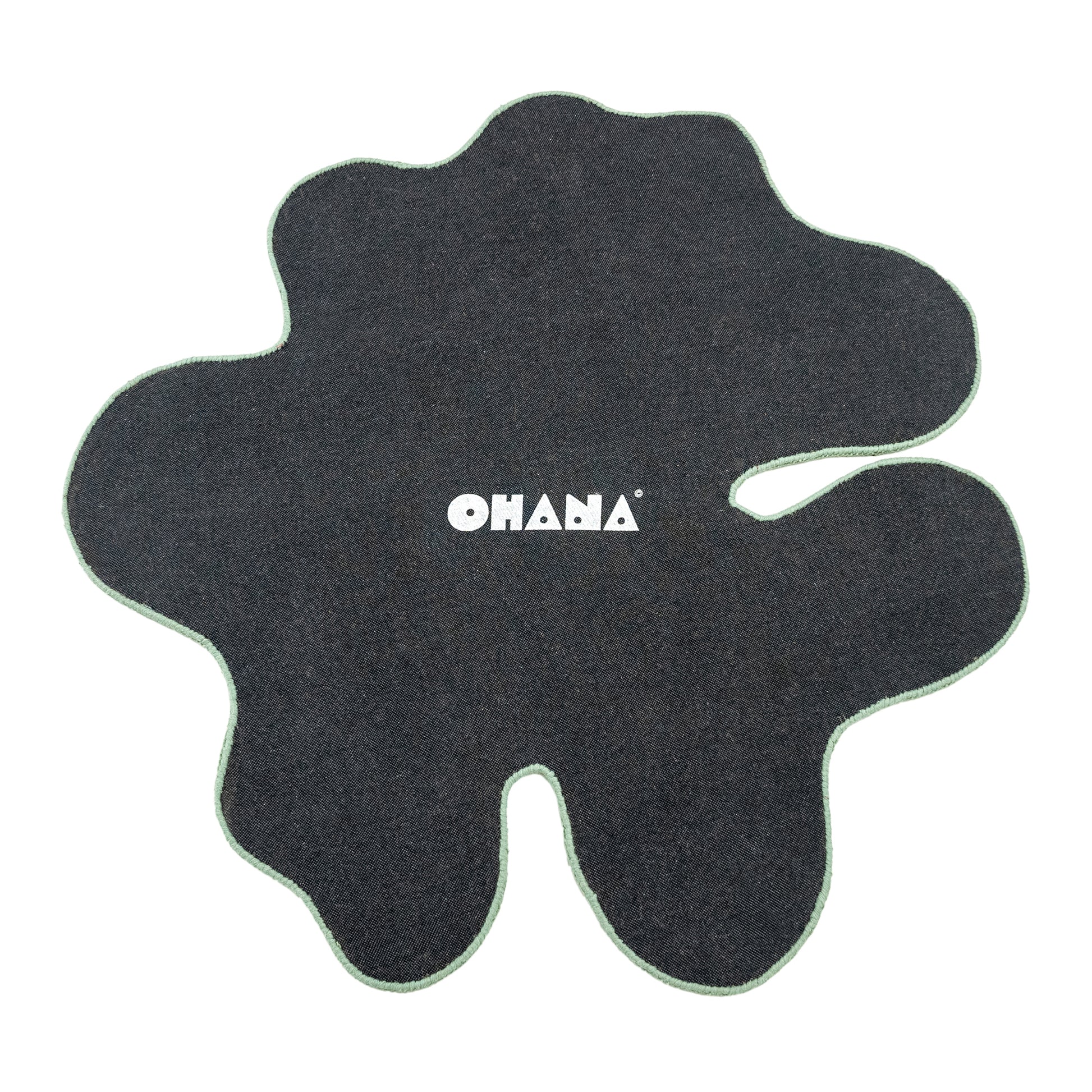 Algae Rug – hand-tufted green shaped rug by Ohana