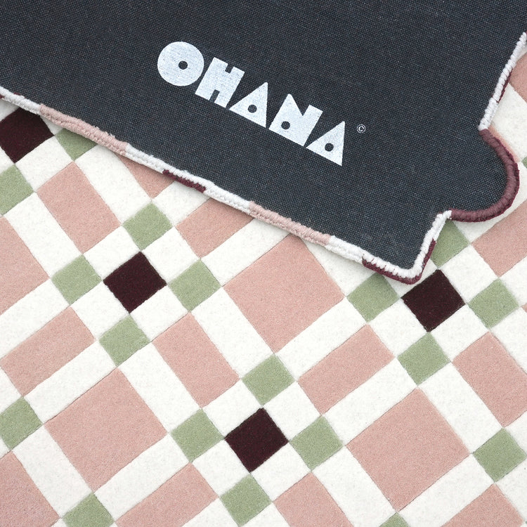 Square Play Soft Rug – hand-tufted multicolour rectangular rug by Ohana