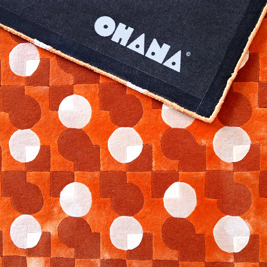 Ci & Sq Orange Rug – hand-tufted orange rectangular rug by Ohana