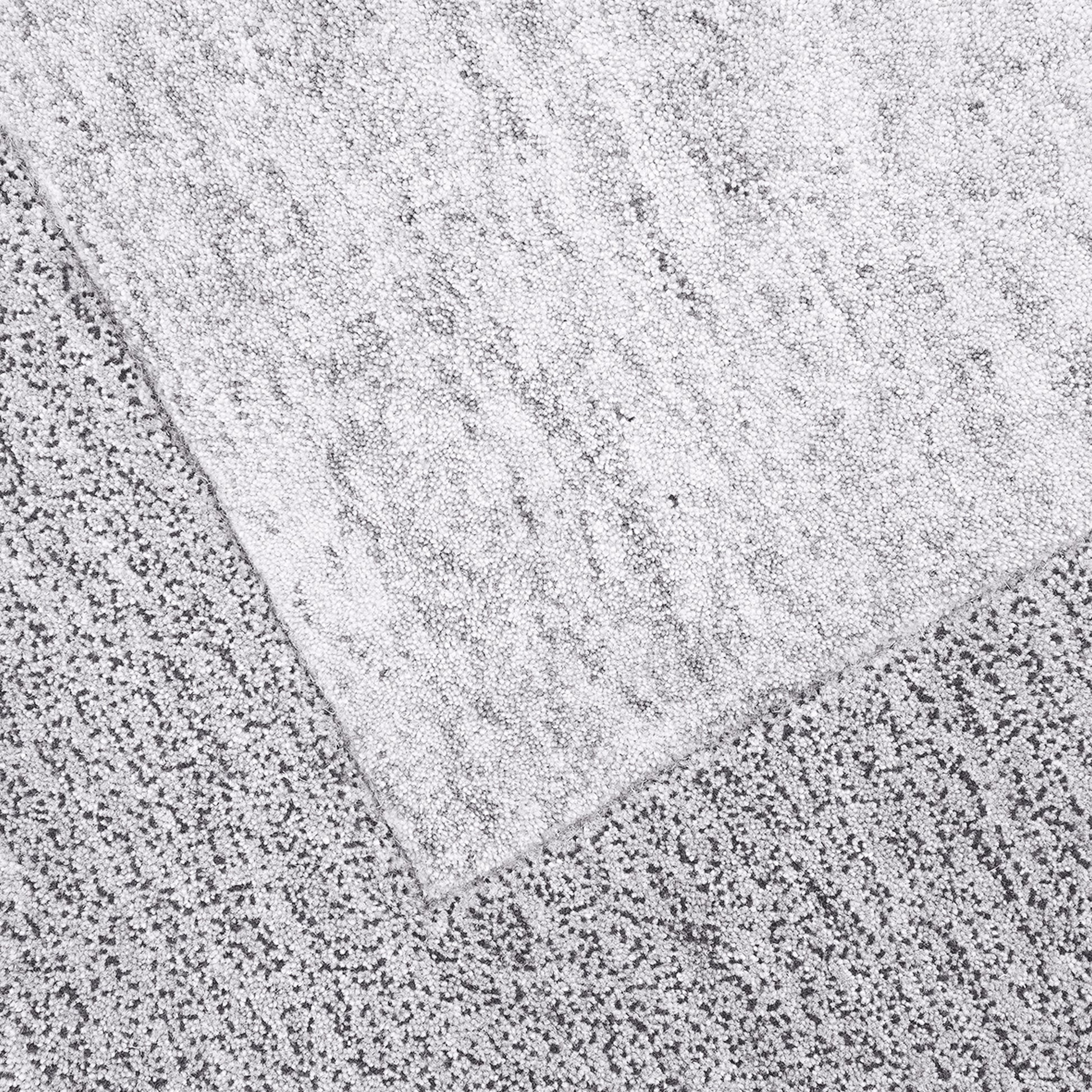 Tie Dye Grey Rug – hand-tufted grey rectangular rug by Ohana