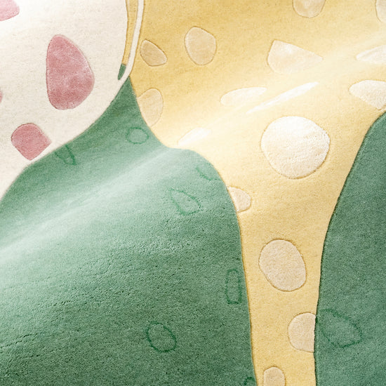 Giraffe Twins Green Rug – hand-tufted green rectangular rug by Ohana
