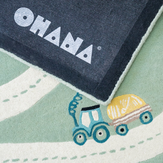 Green Journey Rug – hand-tufted green rectangular rug by Ohana