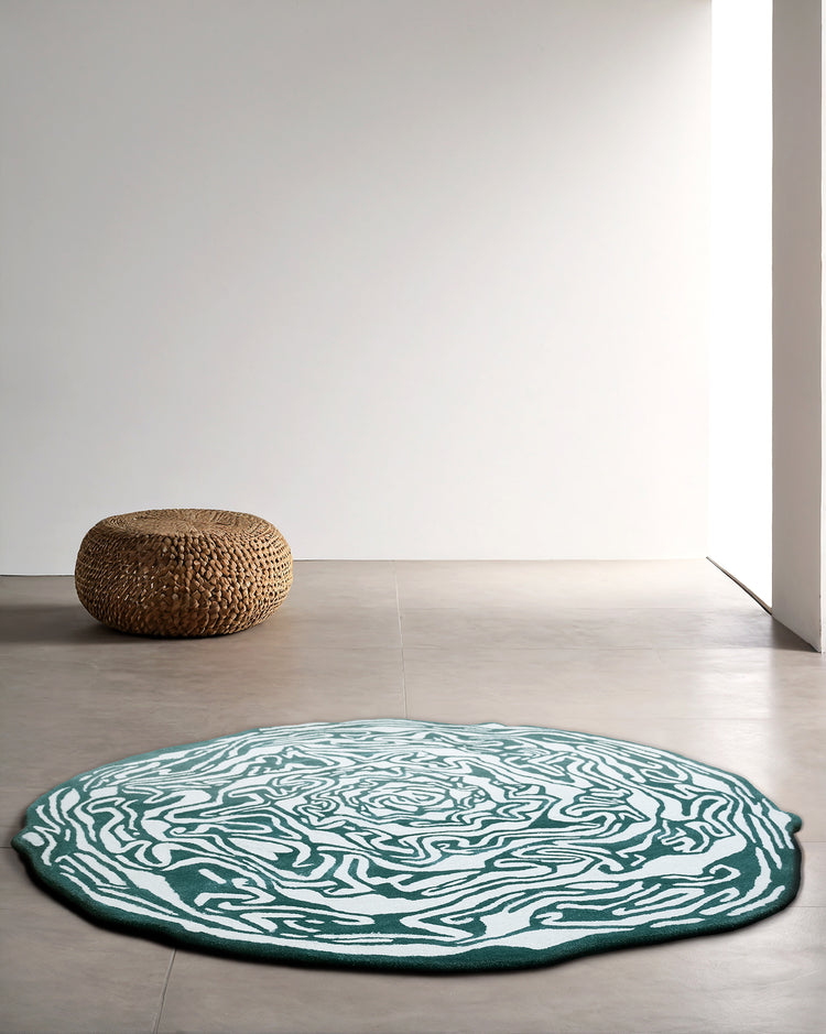 Amoeba Rug – hand-tufted multicolour shaped rug by Ohana